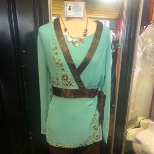 Women’s Pants Suit